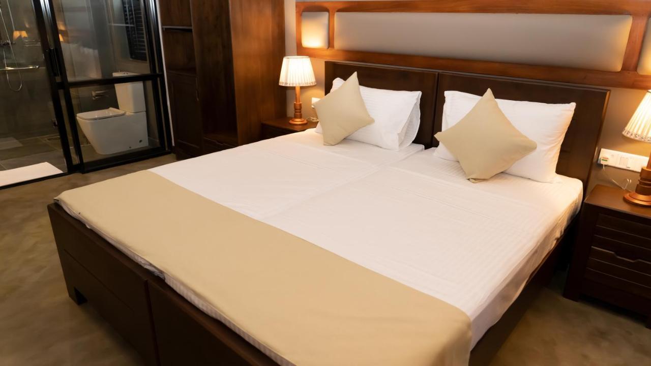 Woodgrove Cabanas Negombo Esterno foto