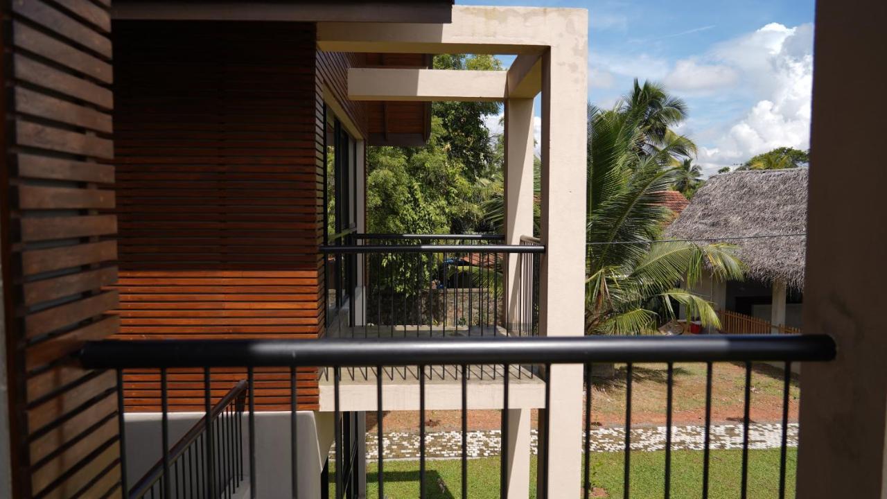 Woodgrove Cabanas Negombo Esterno foto